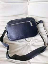 Picture of Versace Mens Bags _SKUfw138092453fw
